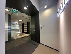 Gateway East (D7), Office #556764541
